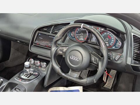 Audi R8 5.2 R8 Spyder Quattro V10 4WD 2dr 16