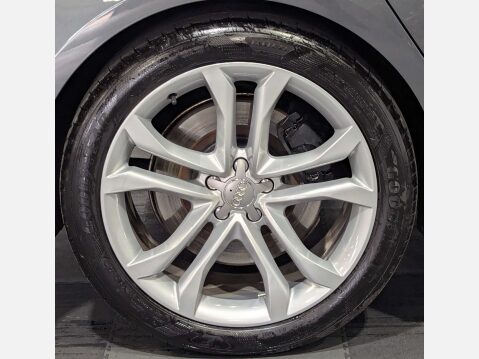 Audi A8 4.0 S8 V8 TFSI Quattro Auto 4WD 4dr 56