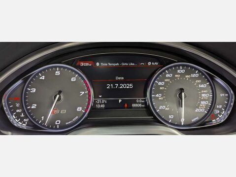 Audi A8 4.0 S8 V8 TFSI Quattro Auto 4WD 4dr 36
