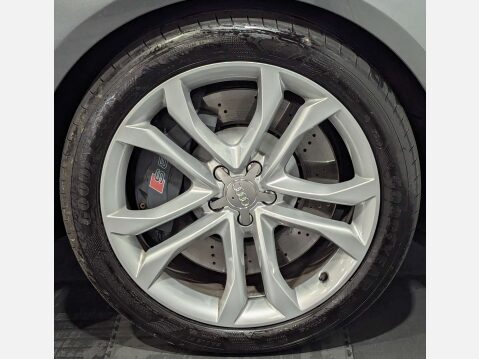 Audi A8 4.0 S8 V8 TFSI Quattro Auto 4WD 4dr 55