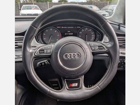 Audi A8 4.0 S8 V8 TFSI Quattro Auto 4WD 4dr 34