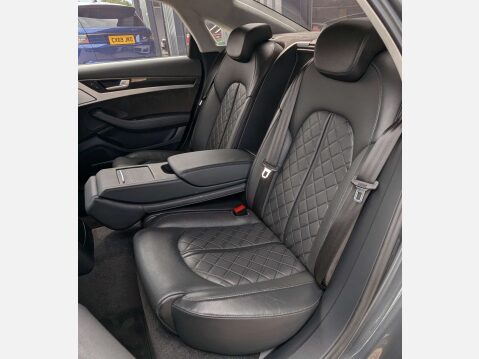 Audi A8 4.0 S8 V8 TFSI Quattro Auto 4WD 4dr 29