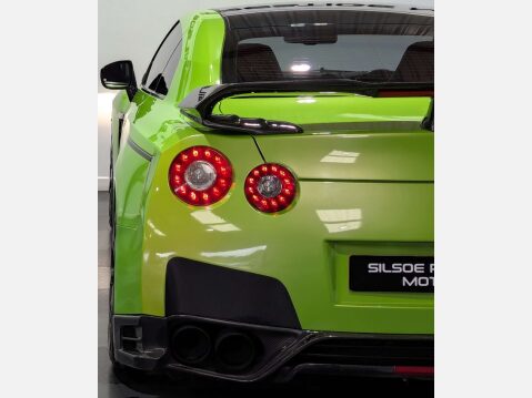 Nissan GT-R 3.8 GT-R Black Edition Semi-Auto 4WD 2dr 13