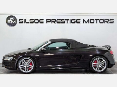 Audi R8 5.2 R8 Spyder Quattro V10 Semi-Auto 4WD 2dr 11