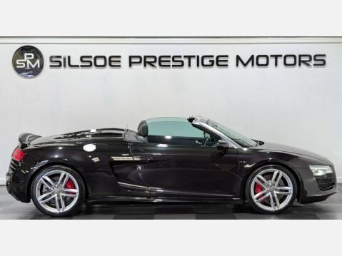 Audi R8 5.2 R8 Spyder Quattro V10 Semi-Auto 4WD 2dr 22