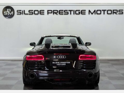 Audi R8 5.2 R8 Spyder Quattro V10 Semi-Auto 4WD 2dr 15
