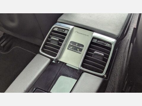 Porsche Panamera 3.0 Panamera D V6 Tiptronic 5dr 76