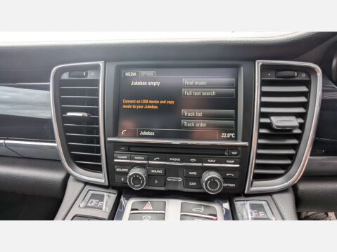 Porsche Panamera 3.0 Panamera D V6 Tiptronic 5dr 44