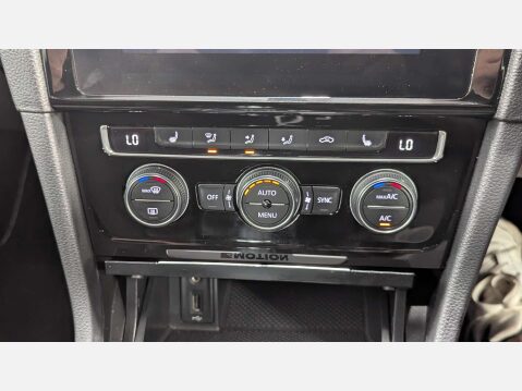 Volkswagen Golf 2.0 Golf R TSi Semi-Auto 4WD 5dr 74