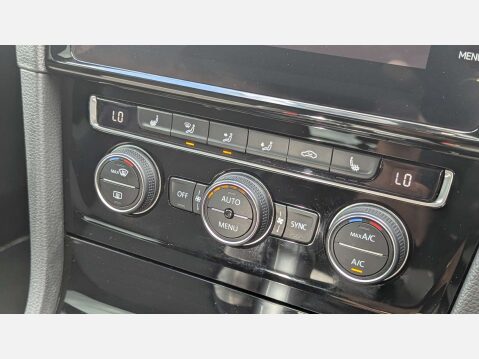 Volkswagen Golf 2.0 Golf R TSi Semi-Auto 4WD 5dr 75