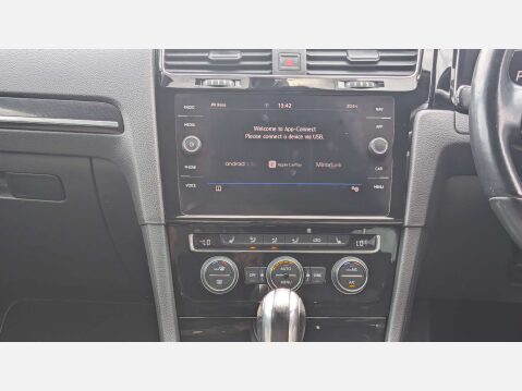 Volkswagen Golf 2.0 Golf R TSi Semi-Auto 4WD 5dr 79