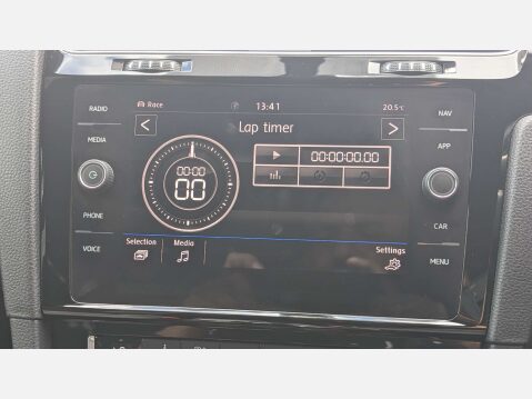 Volkswagen Golf 2.0 Golf R TSi Semi-Auto 4WD 5dr 52