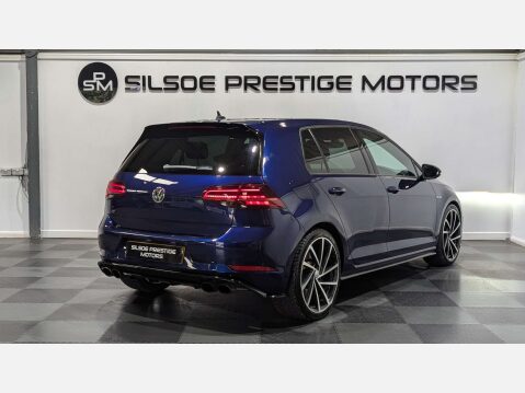 Volkswagen Golf 2.0 Golf R TSi Semi-Auto 4WD 5dr 32
