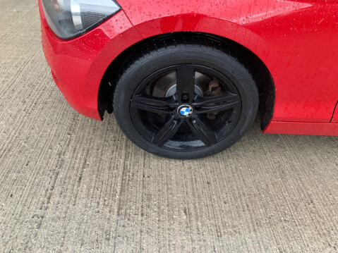 BMW 1 Series 2.0 120d Sport Auto Euro 5 (s/s) 5dr 43