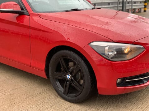 BMW 1 Series 2.0 120d Sport Auto Euro 5 (s/s) 5dr 5