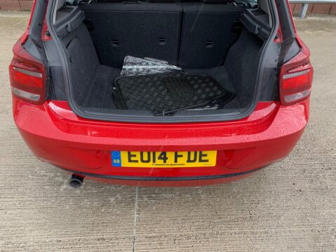 BMW 1 Series 2.0 120d Sport Auto Euro 5 (s/s) 5dr 23