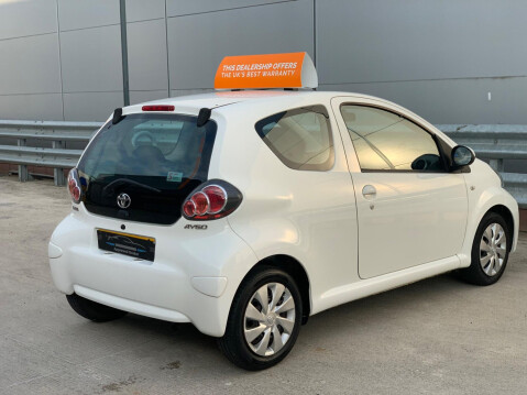 Toyota Aygo 1.0 VVT-i Move Euro 5 3dr 10
