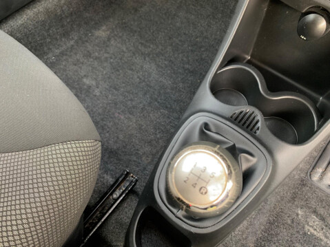 Toyota Aygo 1.0 VVT-i Move Euro 5 3dr 32
