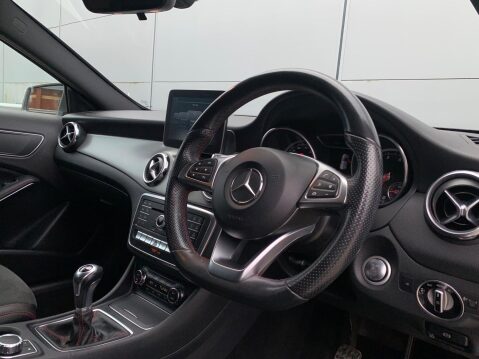 Mercedes-Benz GLA Class 1.6 GLA200 AMG Line Euro 6 (s/s) 5dr 26