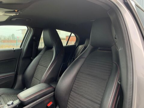 Mercedes-Benz GLA Class 1.6 GLA200 AMG Line Euro 6 (s/s) 5dr 38