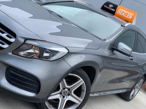 Mercedes-Benz GLA Class 1.6 GLA200 AMG Line Euro 6 (s/s) 5dr 54