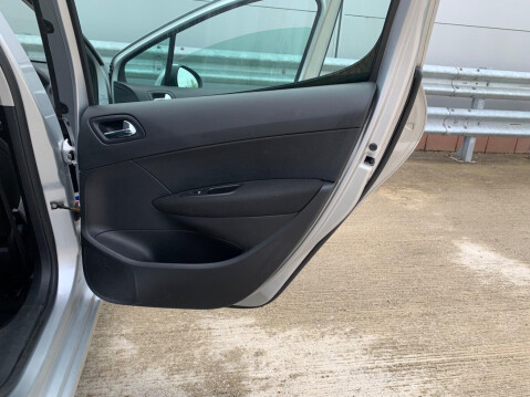 Peugeot 308 1.6 HDi Active Euro 5 5dr 49