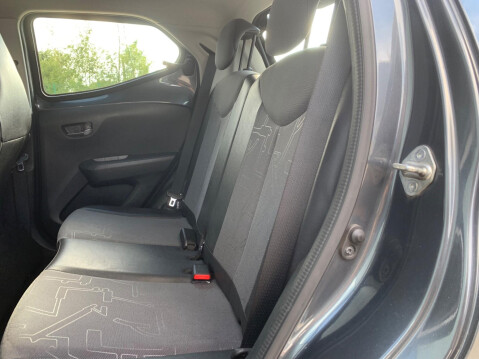 Toyota Aygo 1.0 VVT-i x-pression x-wave Euro 5 5dr Euro 5 47
