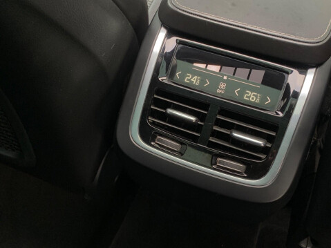 Volvo XC90 2.0 D5 PowerPulse R-Design Auto 4WD Euro 6 (s/s) 5dr 59
