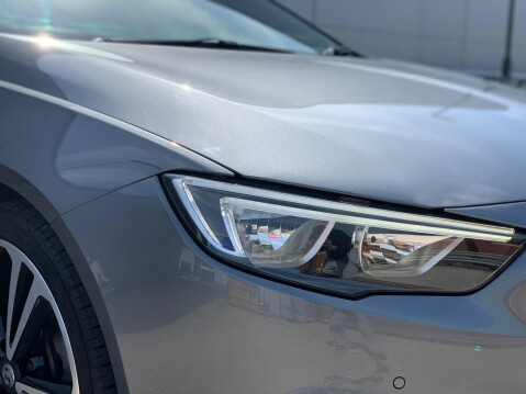 Vauxhall Insignia 2.0 Turbo D BlueInjection SRi VX Line Nav Sports Tourer Euro 6 (s/s) 5dr 8