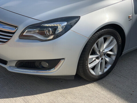 Vauxhall Insignia 2.0 CDTi ecoFLEX SRi Nav Euro 5 (s/s) 5dr 5