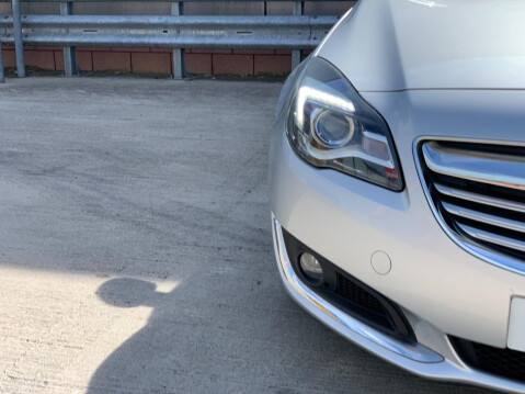 Vauxhall Insignia 2.0 CDTi ecoFLEX SRi Nav Euro 5 (s/s) 5dr 9