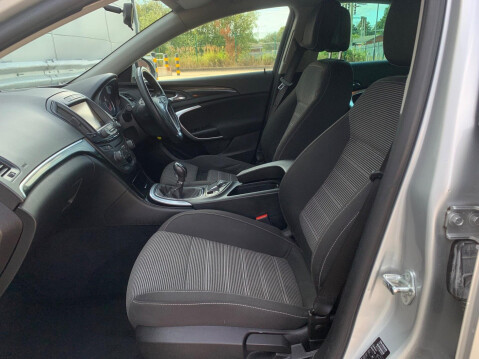 Vauxhall Insignia 2.0 CDTi ecoFLEX SRi Nav Euro 5 (s/s) 5dr 41