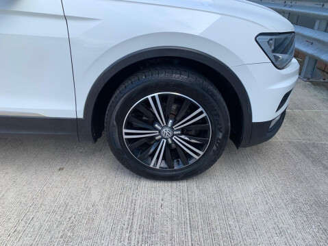 Volkswagen Tiguan 2.0 TDI BlueMotion Tech SE Navigation 4Motion Euro 6 (s/s) 5dr 14
