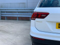 Volkswagen Tiguan 2.0 TDI BlueMotion Tech SE Navigation 4Motion Euro 6 (s/s) 5dr 28