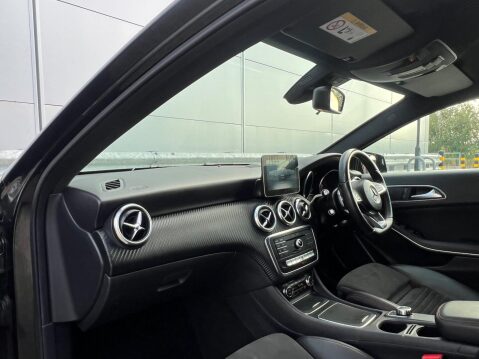 Mercedes-Benz A Class 2.1 A200d AMG Line 7G-DCT Euro 6 (s/s) 5dr 43