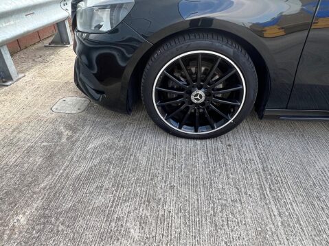 Mercedes-Benz A Class 2.1 A200d AMG Line 7G-DCT Euro 6 (s/s) 5dr 13