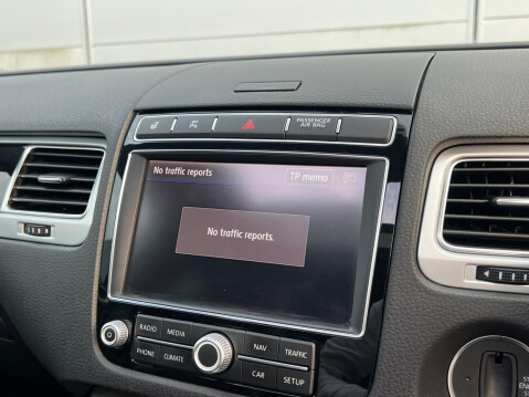 Volkswagen Touareg 3.0 TDI V6 BlueMotion Tech R-Line Plus Tiptronic 4WD Euro 6 (s/s) 5dr 53