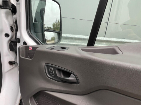 Ford Transit 2.0 350 EcoBlue Leader RWD L2 H3 Euro 6 (s/s) 5dr 23