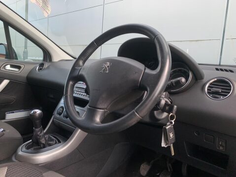 Peugeot 308 1.6 HDi Active Euro 5 5dr 27