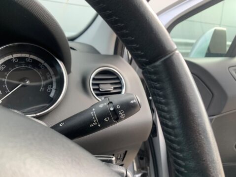 Peugeot 308 1.6 HDi Active Euro 5 5dr 31