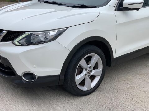 Nissan Qashqai 1.5 dCi N-Connecta 2WD Euro 6 (s/s) 5dr 5