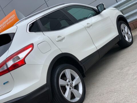 Nissan Qashqai 1.5 dCi N-Connecta 2WD Euro 6 (s/s) 5dr 29