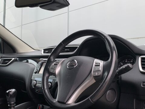 Nissan Qashqai 1.5 dCi N-Connecta 2WD Euro 6 (s/s) 5dr 30