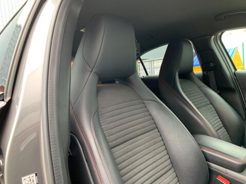 Mercedes-Benz A Class 2.1 A200d AMG Line (Premium) 7G-DCT Euro 6 (s/s) 5dr 24