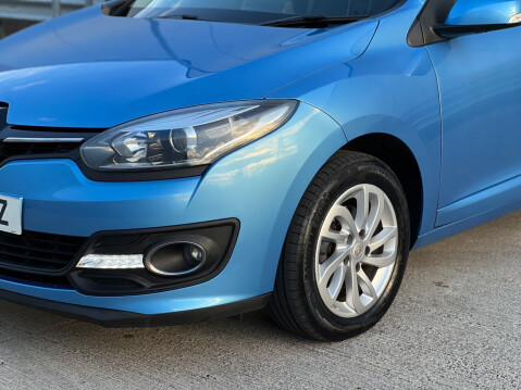 Renault Megane 1.5 dCi ENERGY Dynamique TomTom Sport Tourer Euro 5 (s/s) 5dr 5