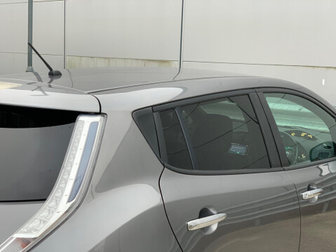 Nissan LEAF 24kWh Tekna Auto 5dr 13