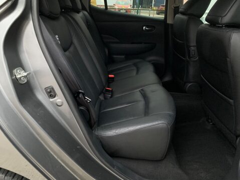 Nissan LEAF 24kWh Tekna Auto 5dr 32