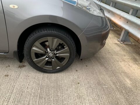 Nissan LEAF 24kWh Tekna Auto 5dr 6