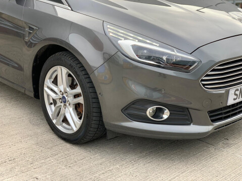 Ford S-Max 2.0 TDCi Titanium Euro 6 (s/s) 5dr 4