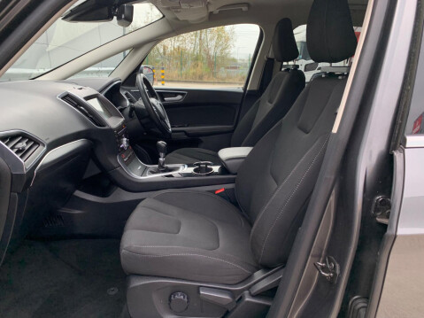 Ford S-Max 2.0 TDCi Titanium Euro 6 (s/s) 5dr 45
